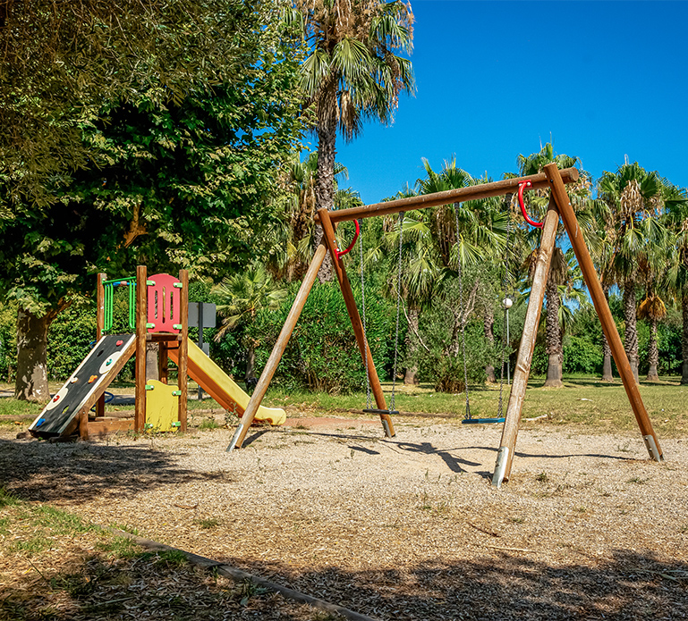 aire de jeux riche en aventures