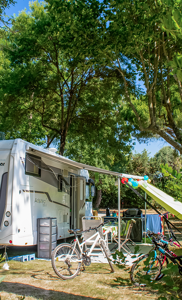 vermietung stellplatz camping les pecheurs var